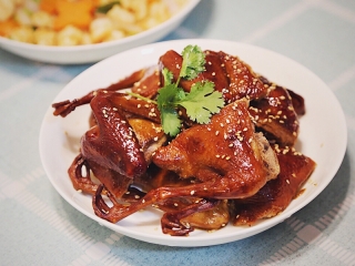 Ẩm Thực Hà Nội – Hương Vị Quê Nhà, Phong Cách Tinh Tế