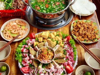 COMBO LẨU TẠI QUÁN