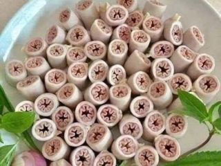 Lòng Heo Sạch Giòn: Bí Quyết Quán Lòng Hà Nội