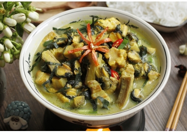 Ốc om chuối đậu